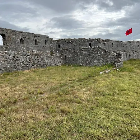 Shkodra Guide * Grilë